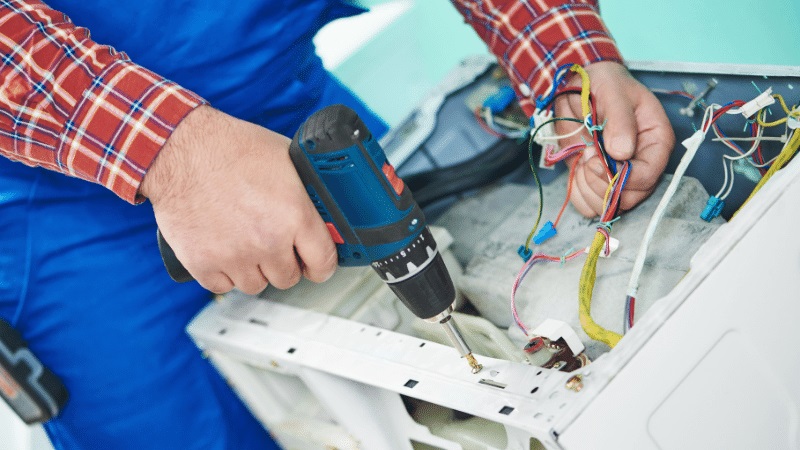 Esenyurt Vaillant Vaillant çamaşır makinesi kart tamiri – Su almama arızası orijinal parça ile giderildi. - Teknik servis örneği